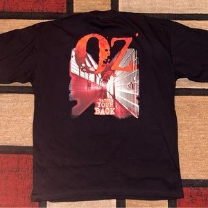 Vintage HBO OZ Promo TV Show Short Sleeve T-Shirt Men XL Watch Your Back Graphic